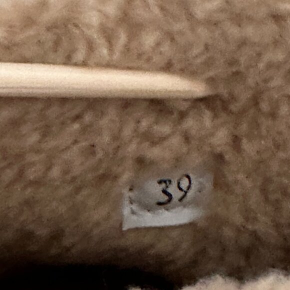 NWOT Penelope Chilvers Alto Shearling Lined Boots in Peat Women's EU 39 US 8 - Picture 3 of 9